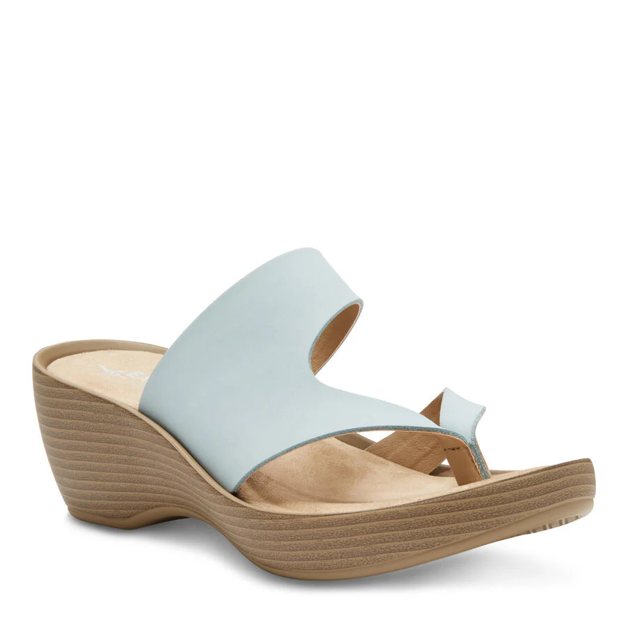 Women's Laurel Wedge Thong Sandal - Image 25